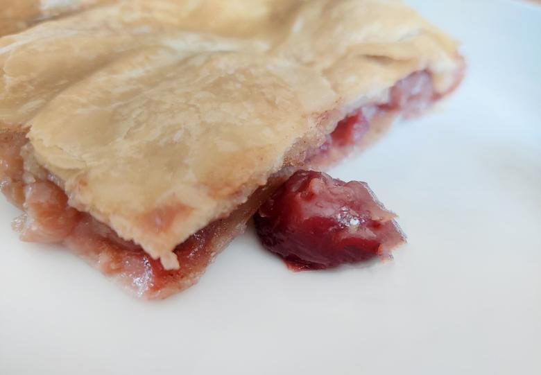 Köstlicher Kirschenstrudel