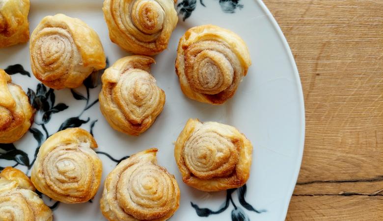 Blätterteigschnecken mit Zimt und Zucker