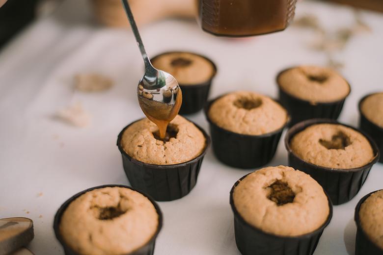 Muffins mit Karamellcreme