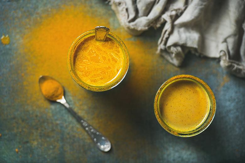 Goldene Hanfmilch