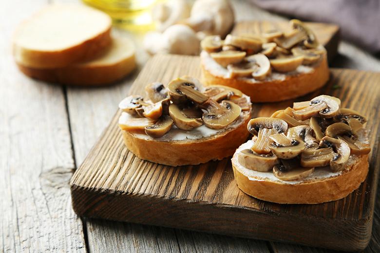 Bruschetta mit Champignons