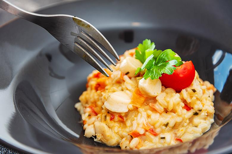 Risotto mit Jakobsmuscheln und Chorizo