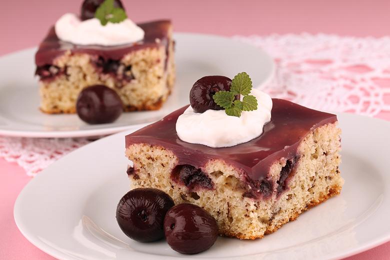 Kirschkuchen mit Kirschgelee