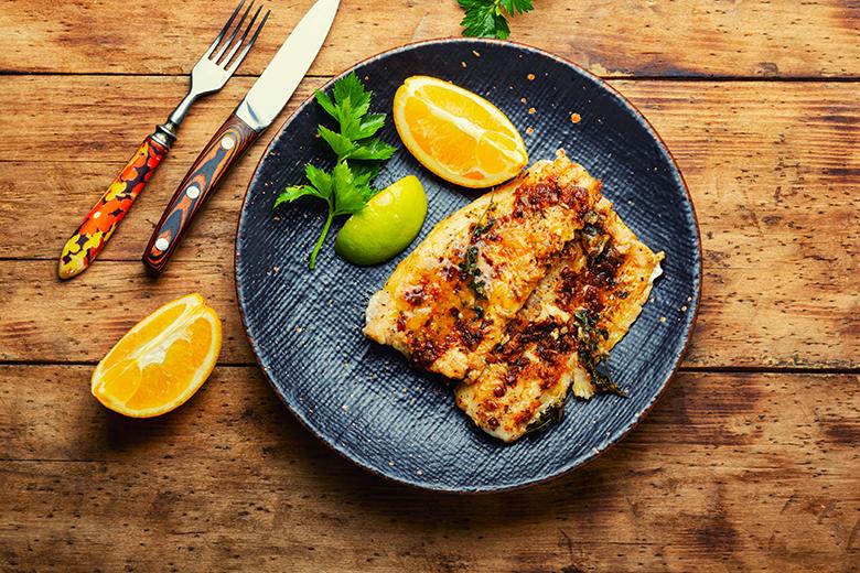 Gebratener Hecht in Orangensauce