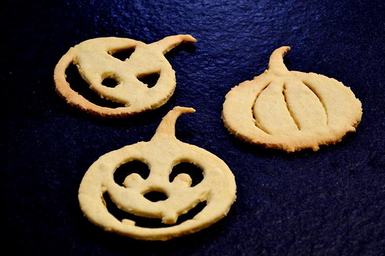 Halloween-Mürbeteigguetzli