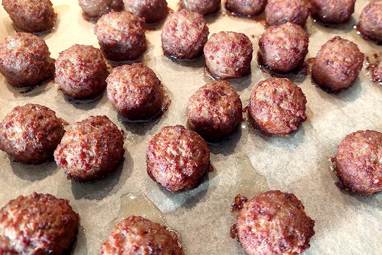 Hackbällchen aus dem Ofen