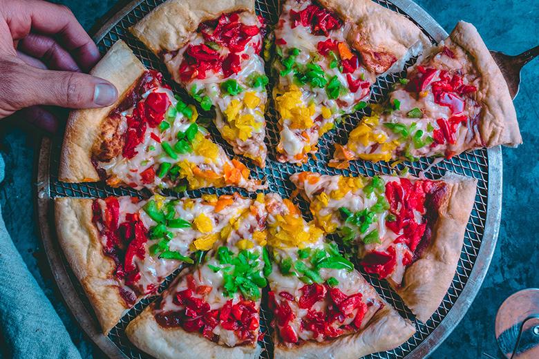 Regenbogen-Pizza