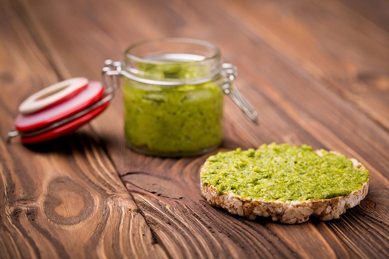 Radieschengrün-Pesto