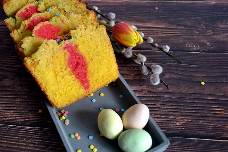 Osterlicher Überraschungskuchen