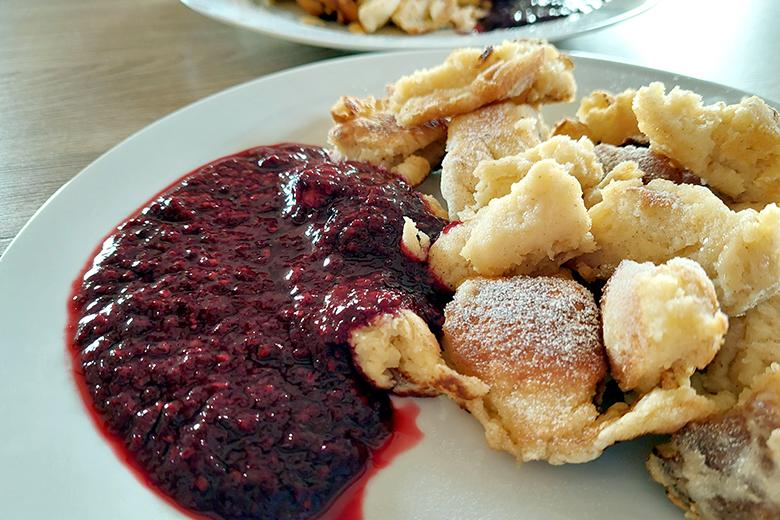 Zimtschmarrn mit Beerenmus