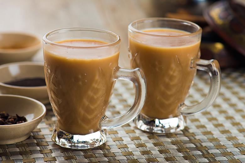 Arabischer Milchtee