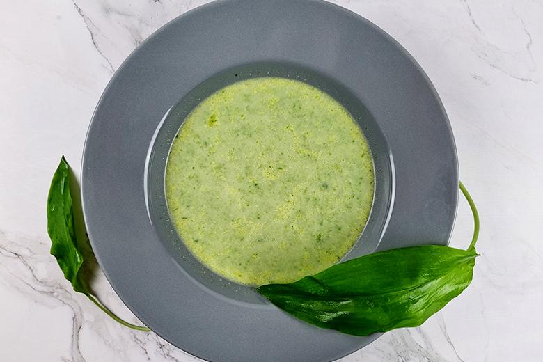 Wilde Knoblauchsuppe