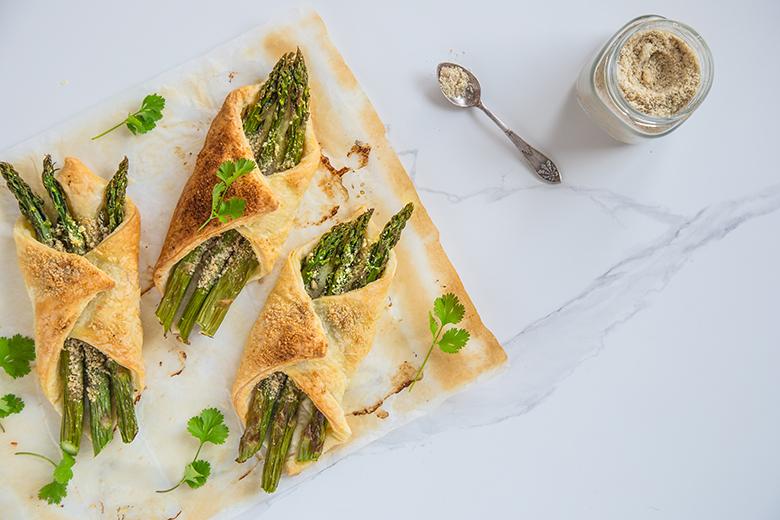 Spargel-Blätterteig-Taschen