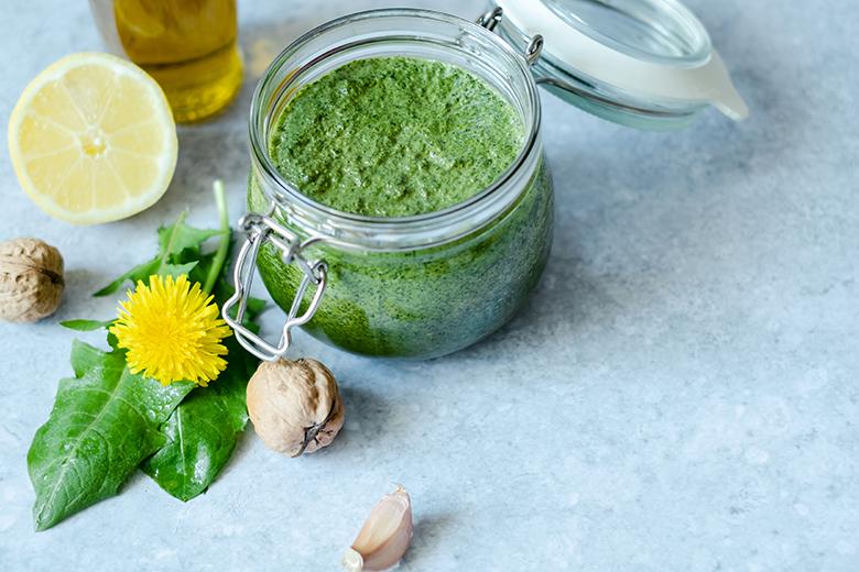Löwenzahnpesto