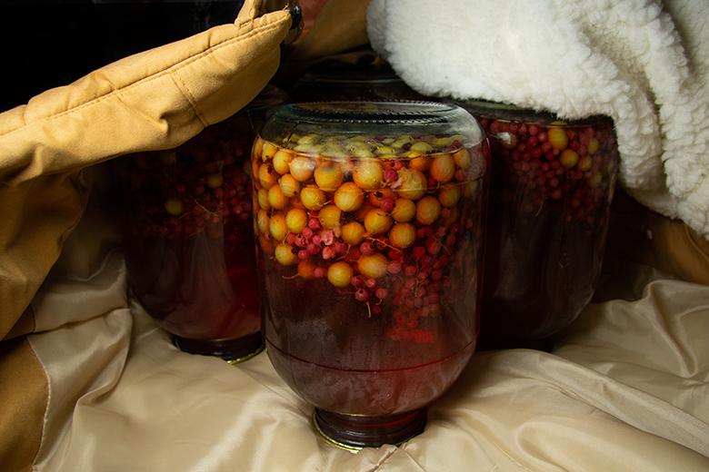 Stachelbeerenkompott mit Rum