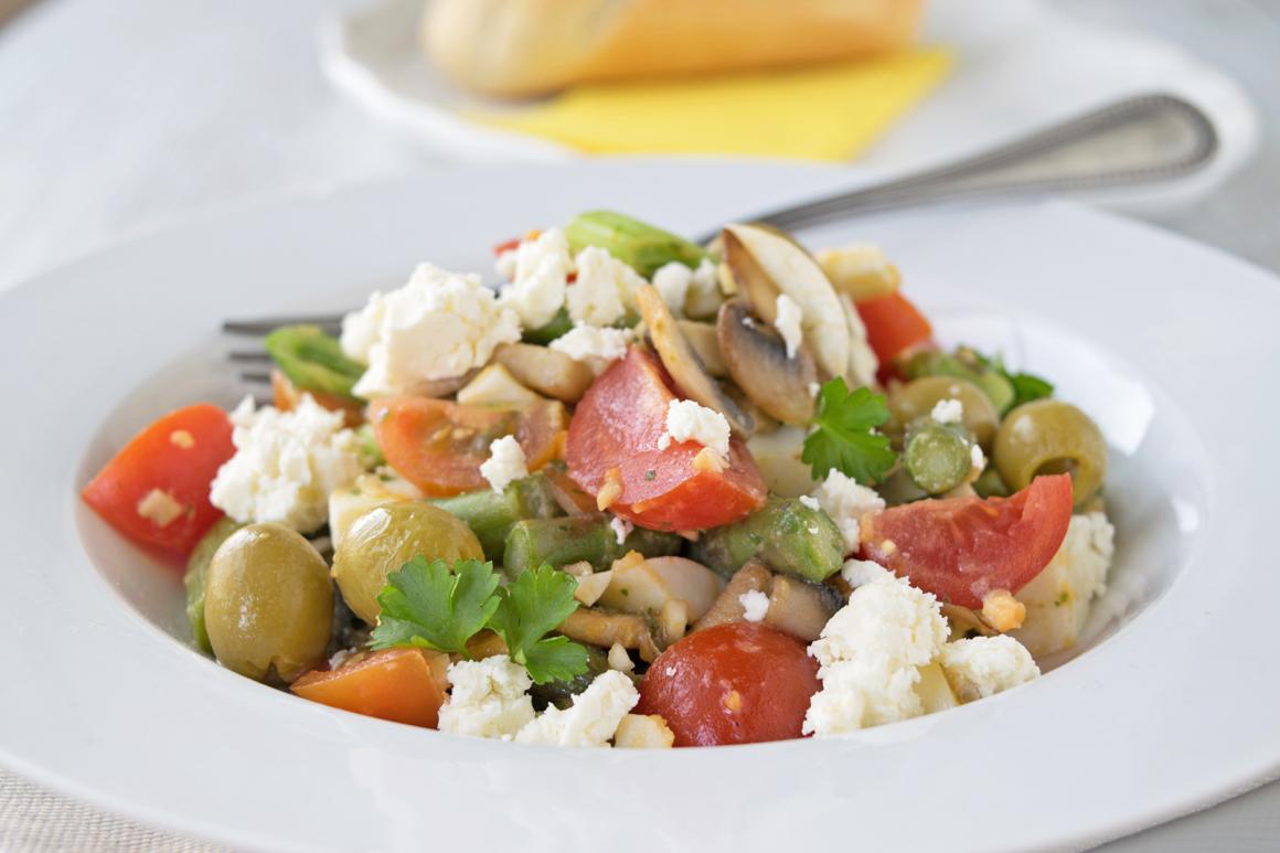 Mediterraner Spargelsalat