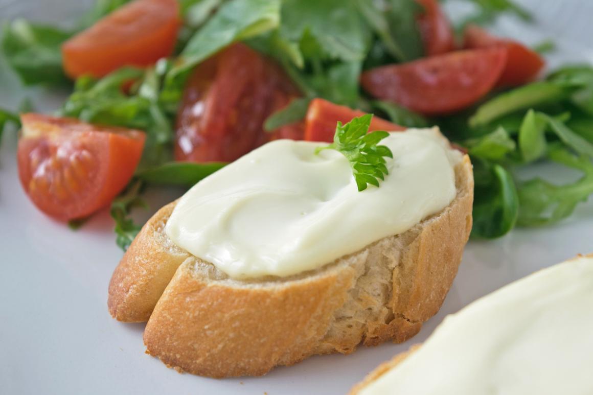 Baguette mit heissem Ziegenkäse