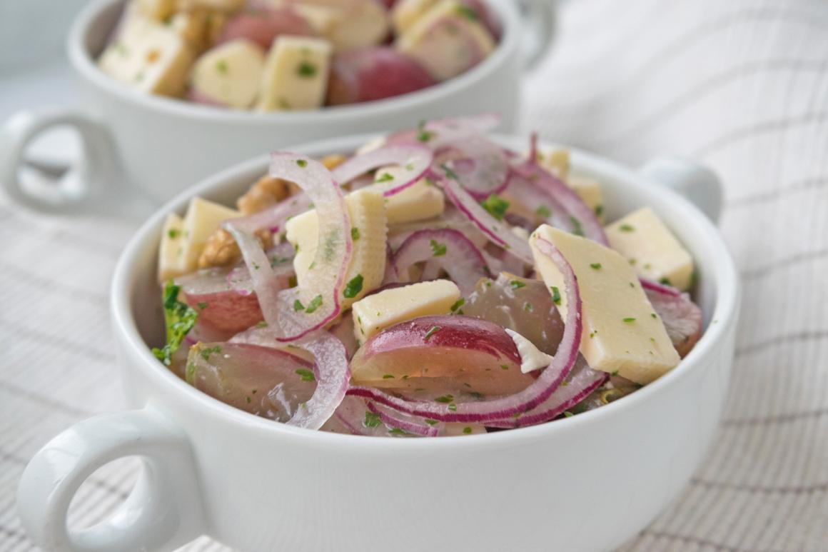 Käse-Trauben-Salat