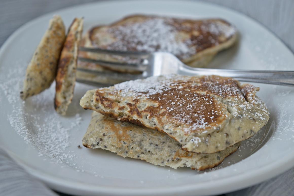 Bananen Pfannkuchen mit Chia Samen