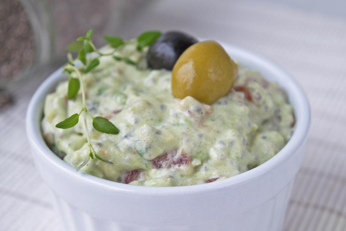 Avocadoaufstrich mit Chia Samen - Rezept