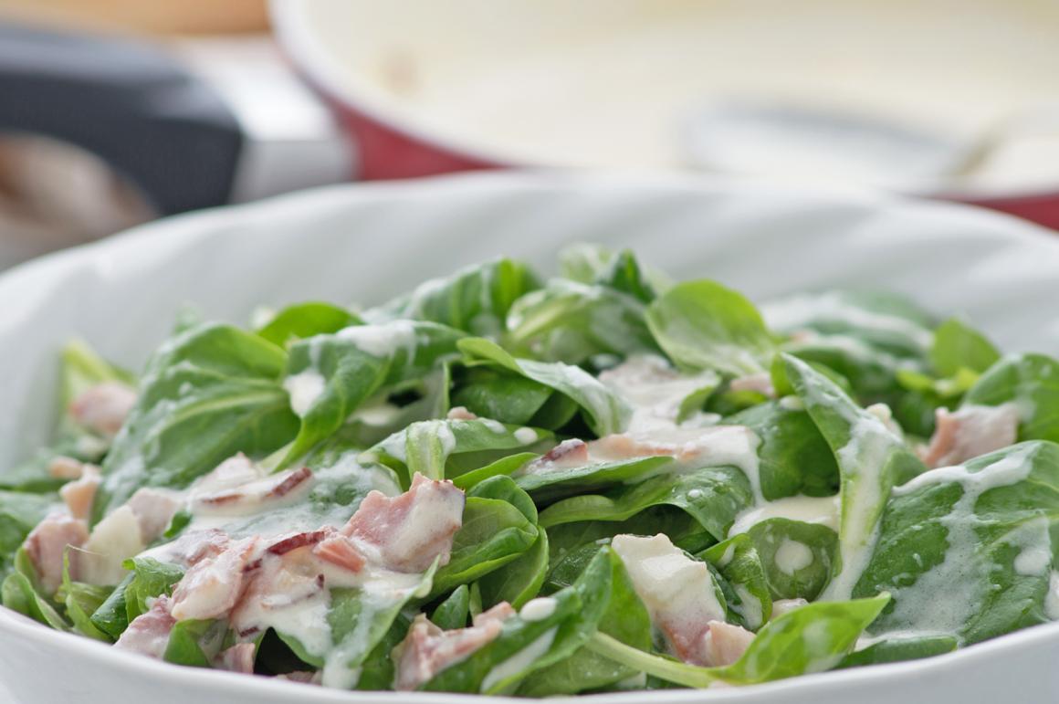 Feldsalat mit Rahm