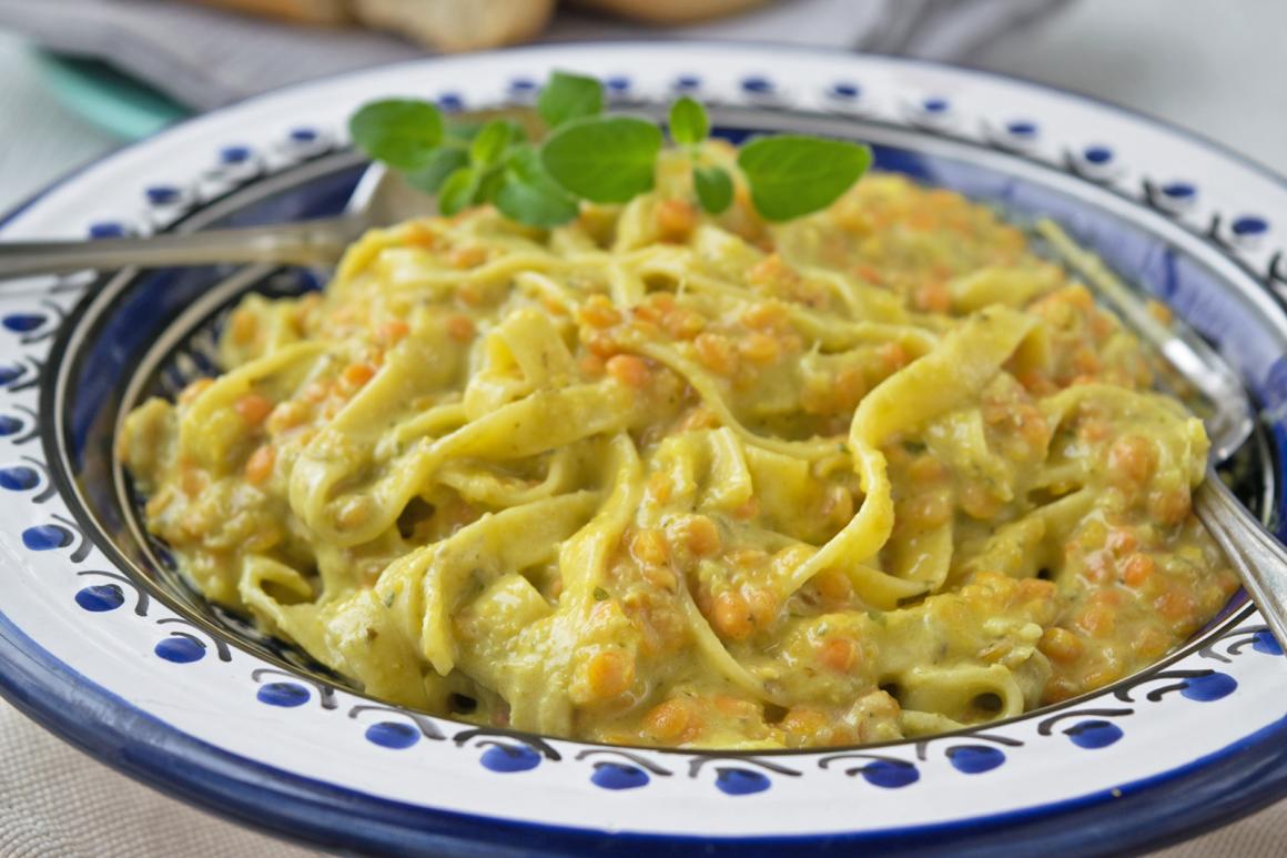 Linguine mit gesunder Linsensauce