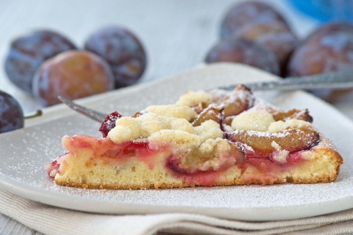 Apfel-Zwetschgen-Streuselkuchen
