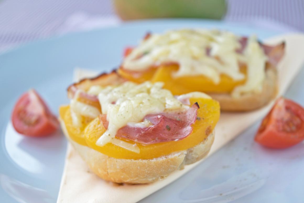 Mango-Käse-Baguettes
