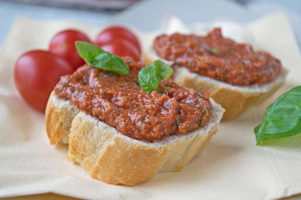 Tomaten-Parmesan-Aufstrich