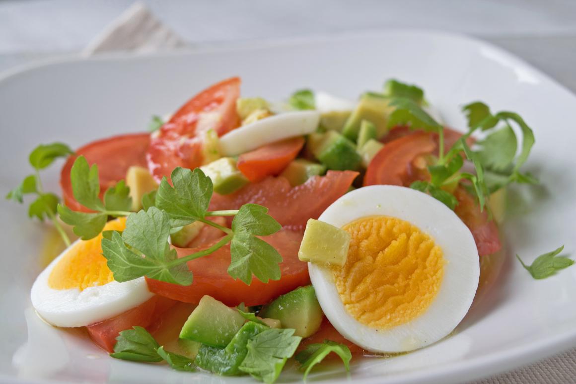 Avocado-Tomatensalat
