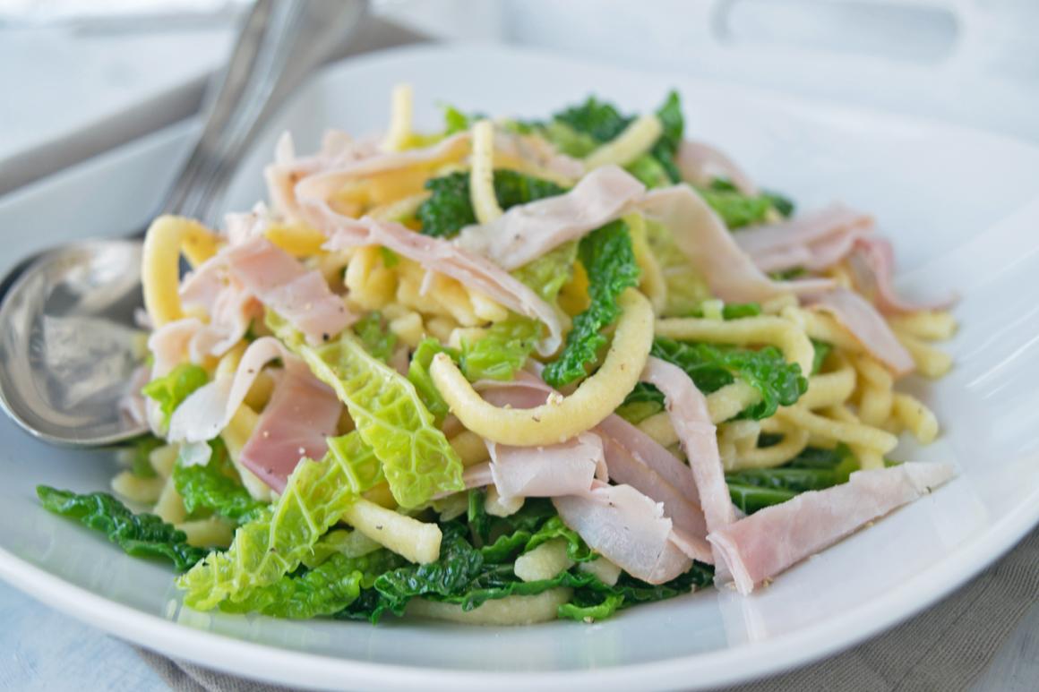 Spätzlisalat