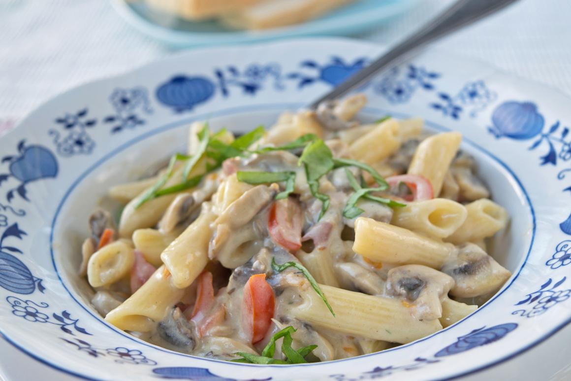 Speck-Pilz-Nudeltopf
