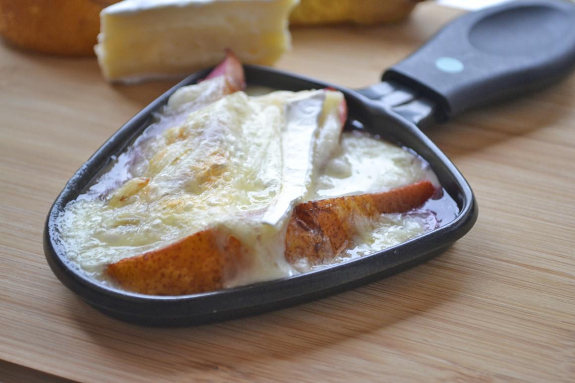Überbackene Camembert-Birnen im Pfännli