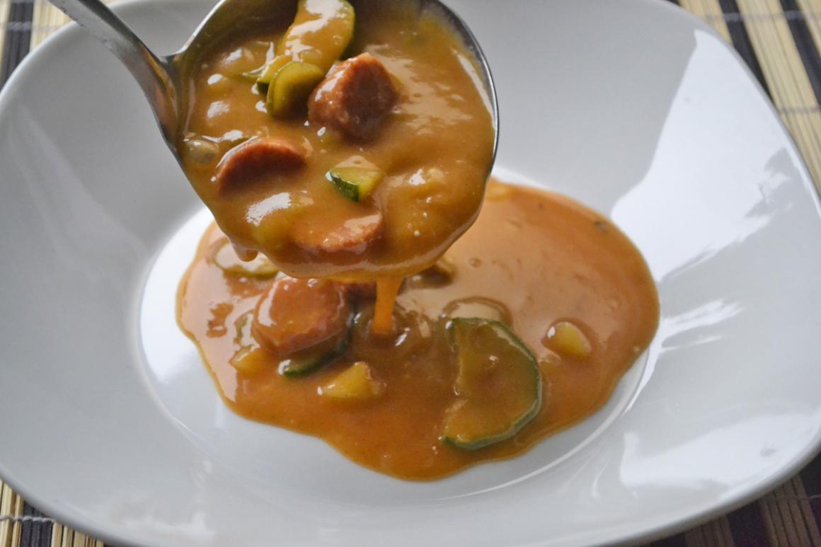 Rauchwurst-Gulasch