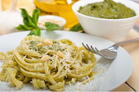Spaghetti al pesto