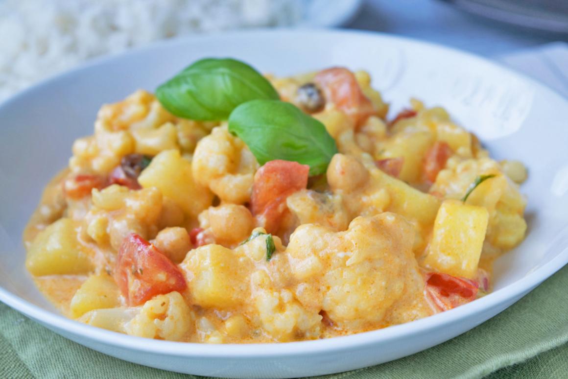 Vegetarisches Curry mit Kichererbsen und Kreuzkümmel
