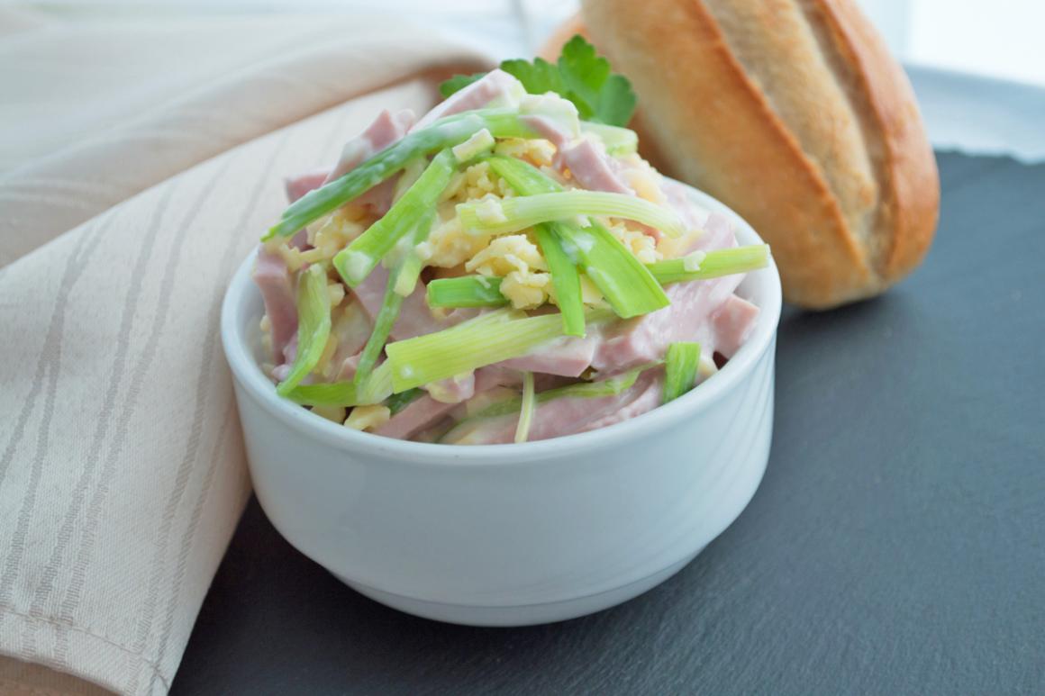 Wurstkäsesalat mit Lauch