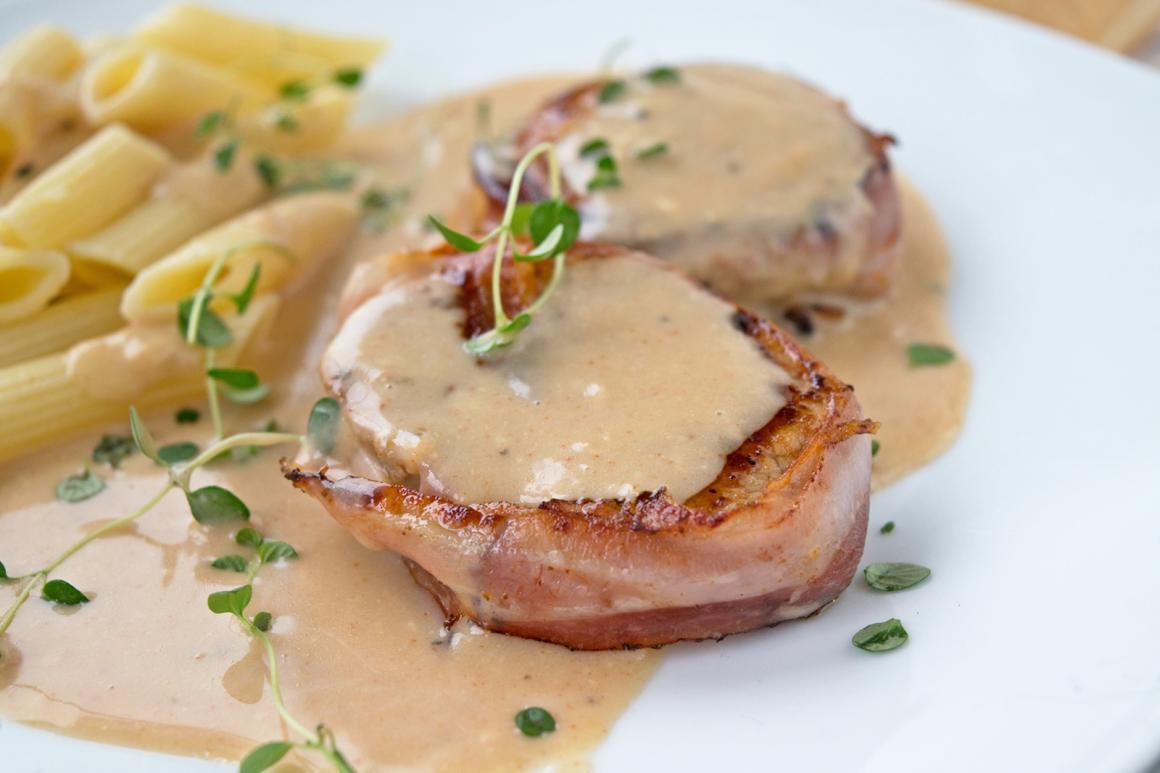 Schweinefilet an cremiger Rahmsauce