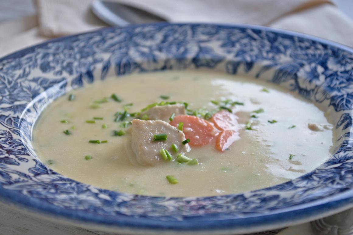 Kartoffel-Poulet Suppe
