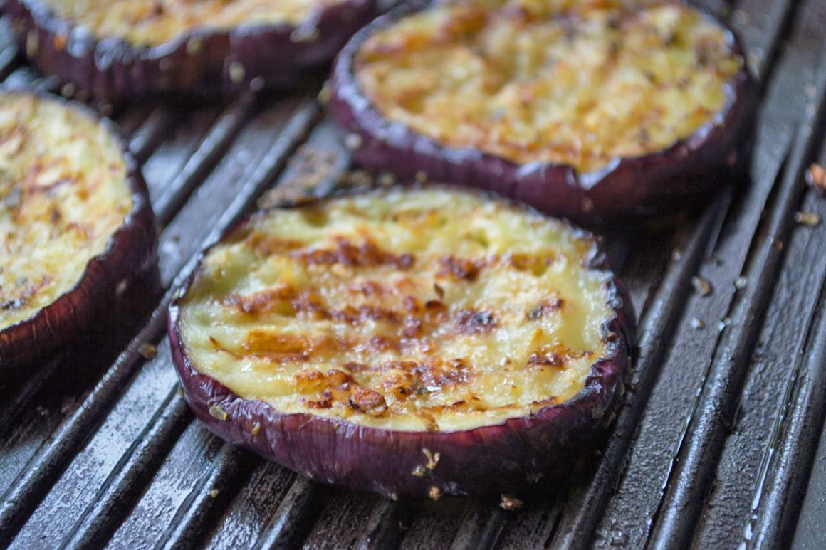 Gegrillte Auberginen