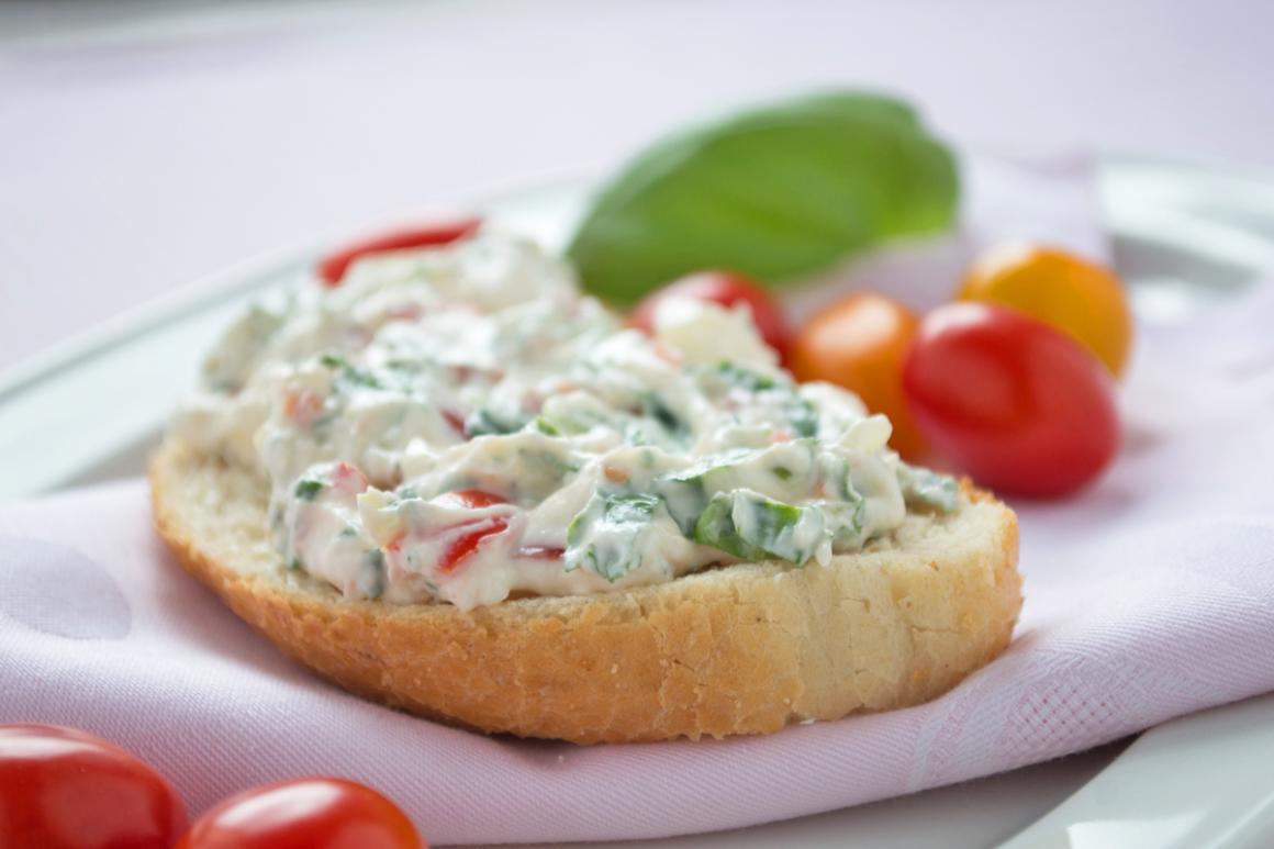 Tomatenquark mit Knoblauch