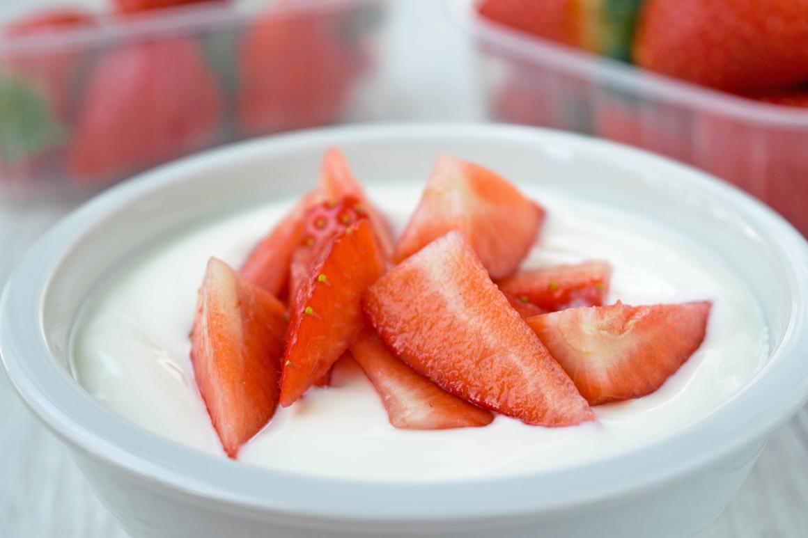 Quarkcreme mit Erdbeeren