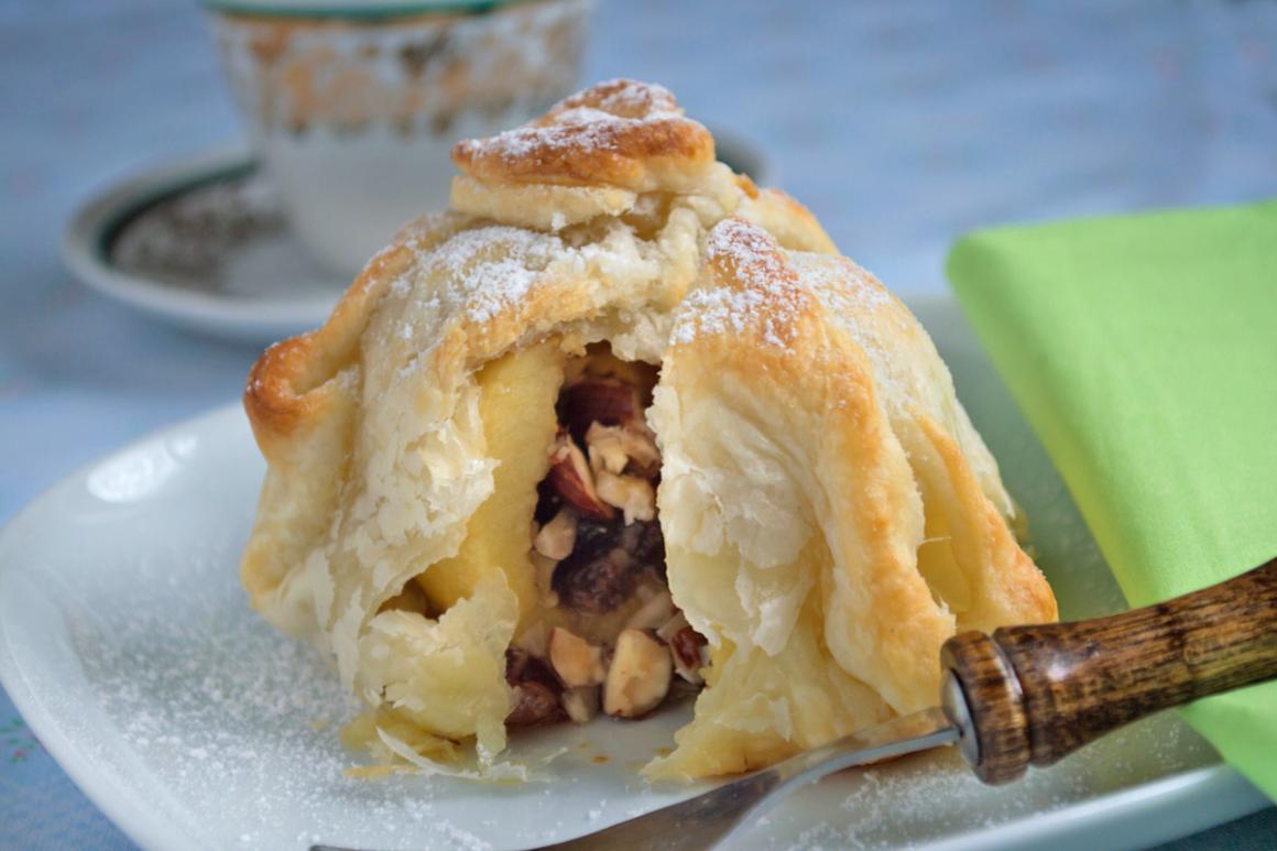 Ganzer Apfel im Schlafrock - Rezept