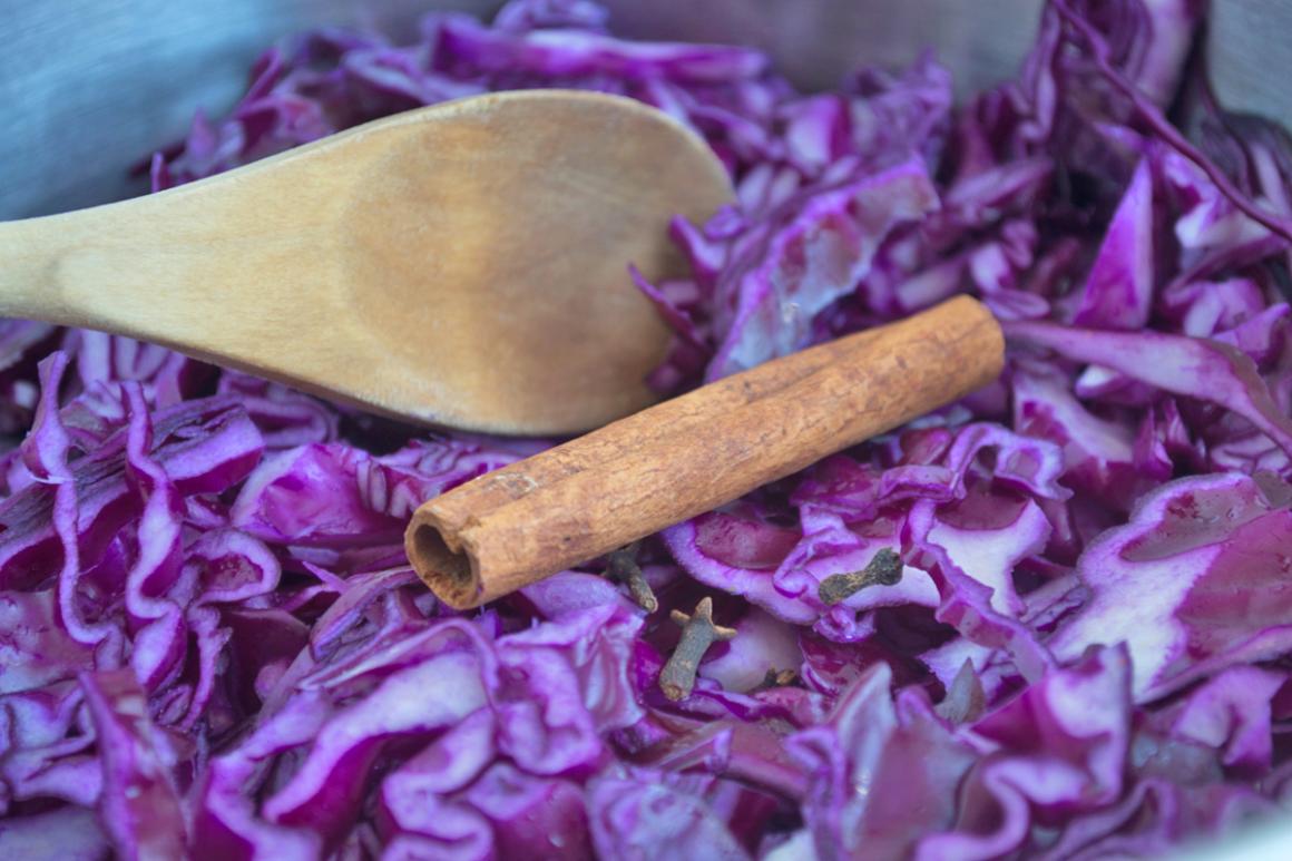 Rotkohl mit Apfel - Rezept