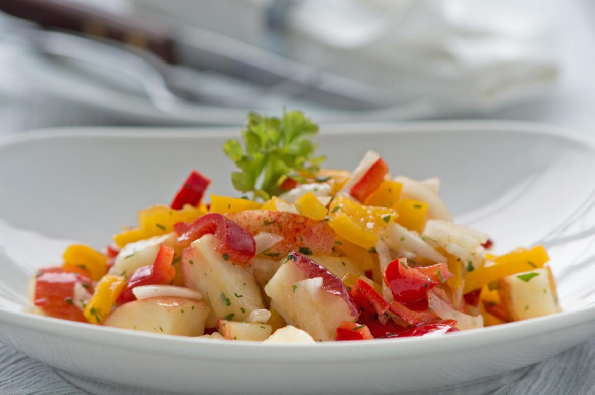 Pfirsich-Peperoni-Salat