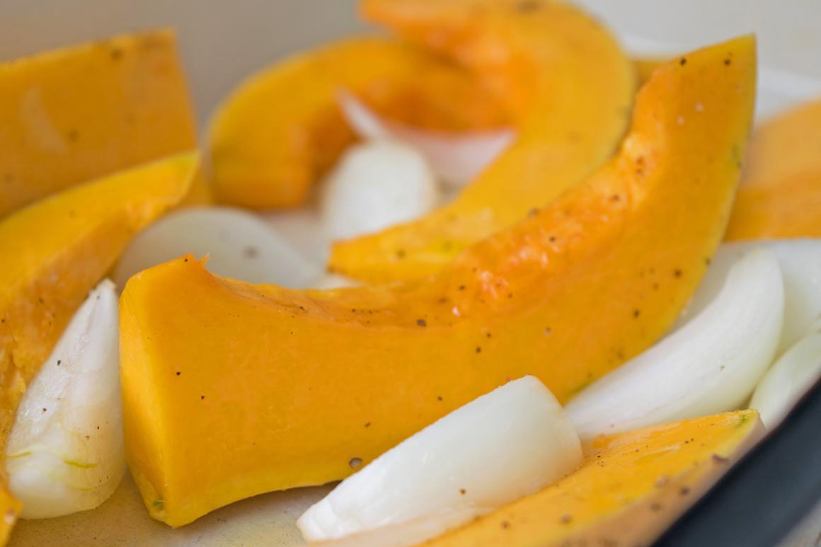 Kürbiswedges mit Baumnüssen