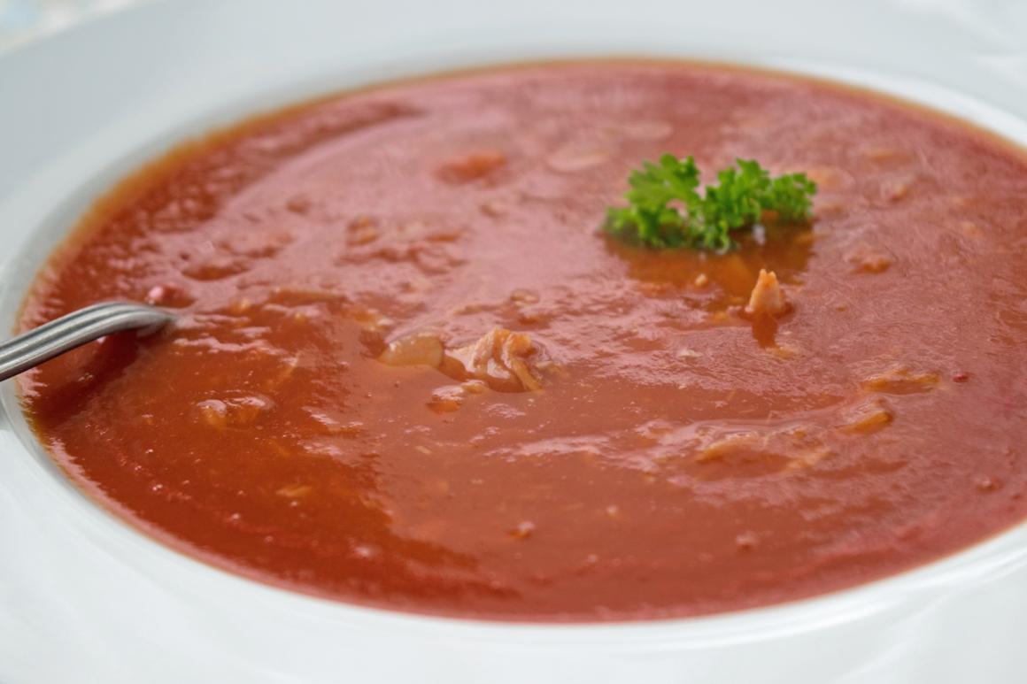 Thunfisch-Tomatensuppe