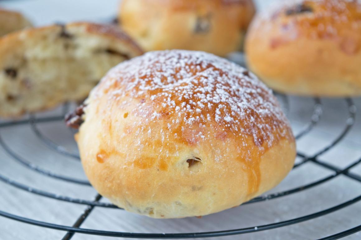 Rosinenbrötchen