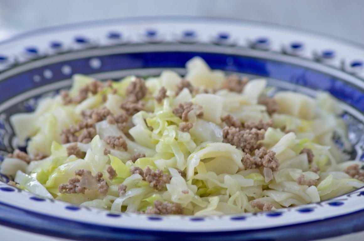 Weisskraut mit Teigwaren