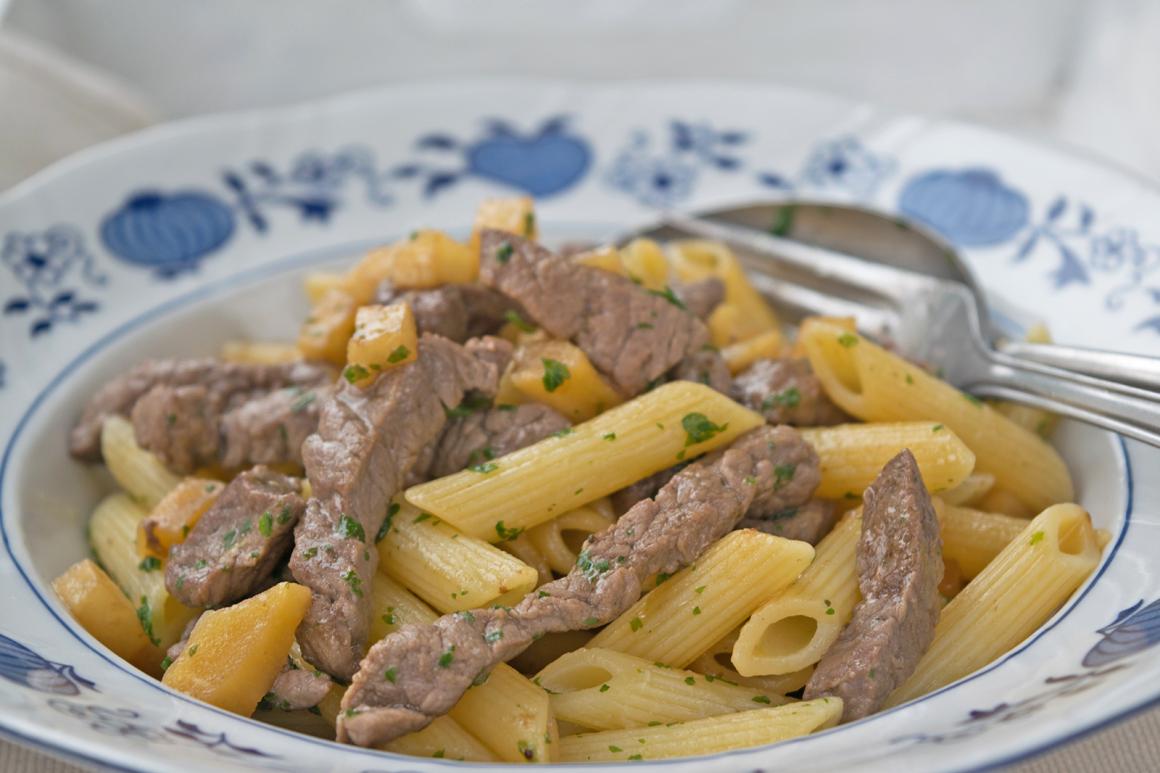 Penne-Rindfleisch-Pfanne